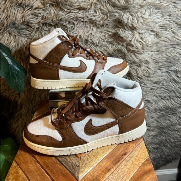 Nike Dunk High Retro PRM Vintage Pecan Sail. Men’s (12) Women’s (13.5) - Picture 6 of 13